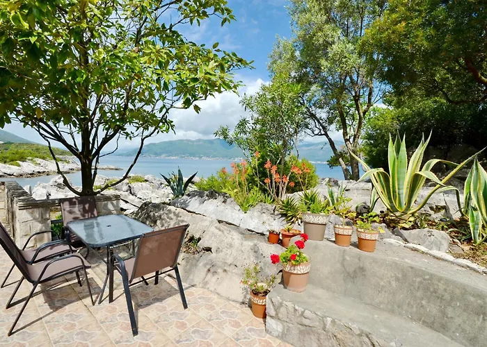 Holiday Home Brinic